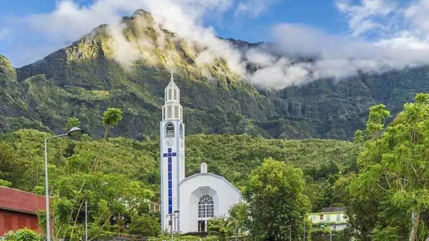 L'église Notre-Dame-des-Neiges à Cilaos, La Réunion
