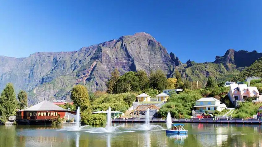 La Mare à Joncs, plan d'eau paisible au cœur de Cilaos, La Réunion